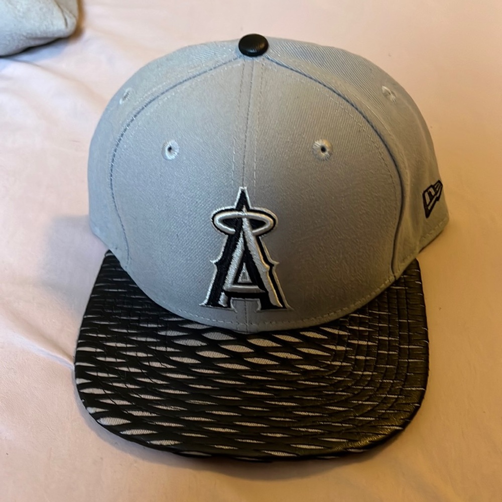 Angels hat